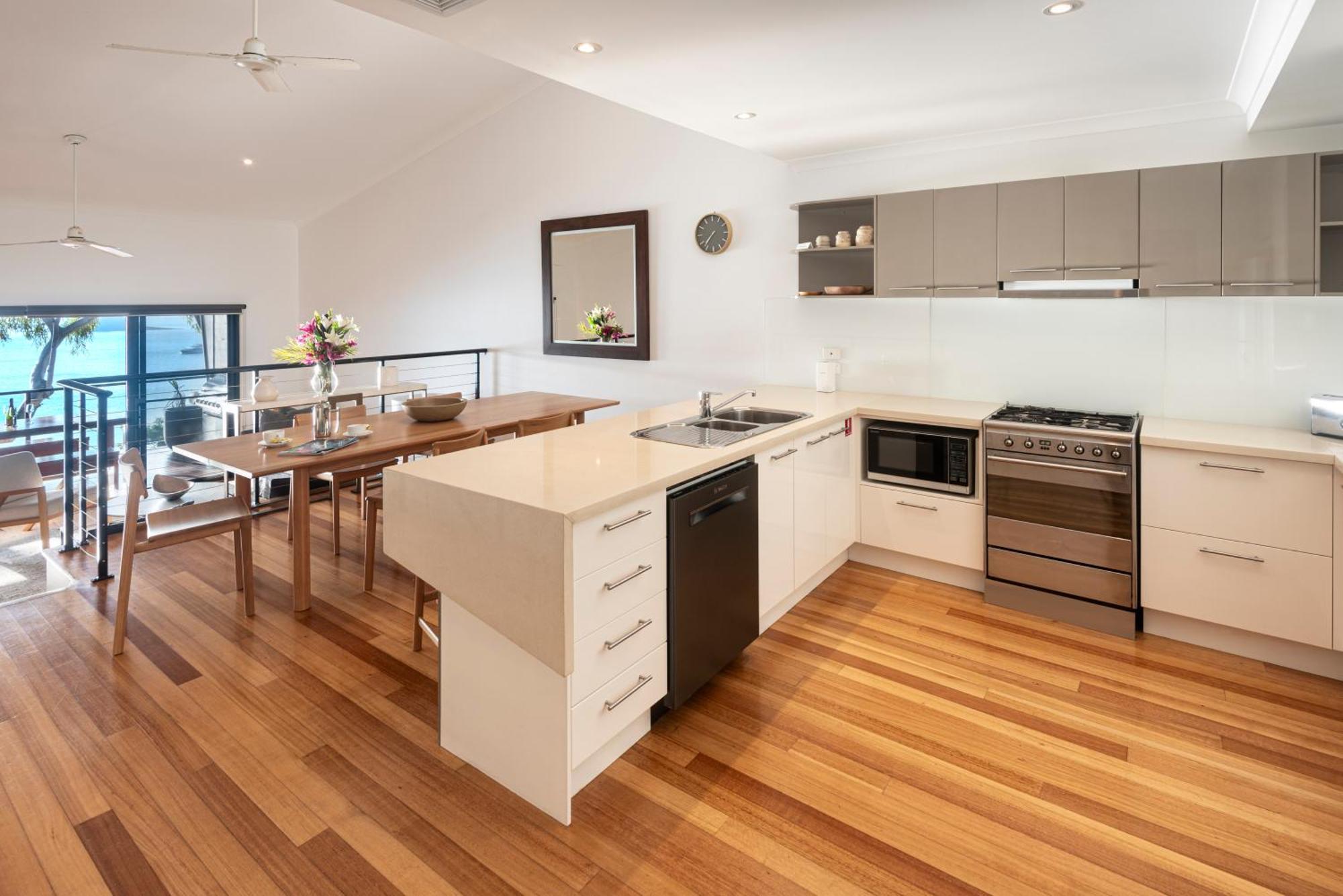Shorelines Apartments On Hamilton Island By Hiha Bagian luar foto